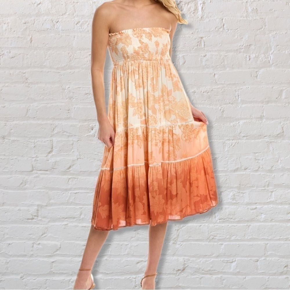A Collective Story Odette Smocked Convertible Midi Dress / Maxi Skirt - Picture 11 of 11